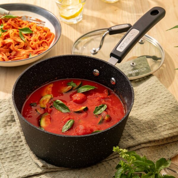 Scoville Neverstick 20cm Saucepan with Lid, Large Non-Stick Saucepan