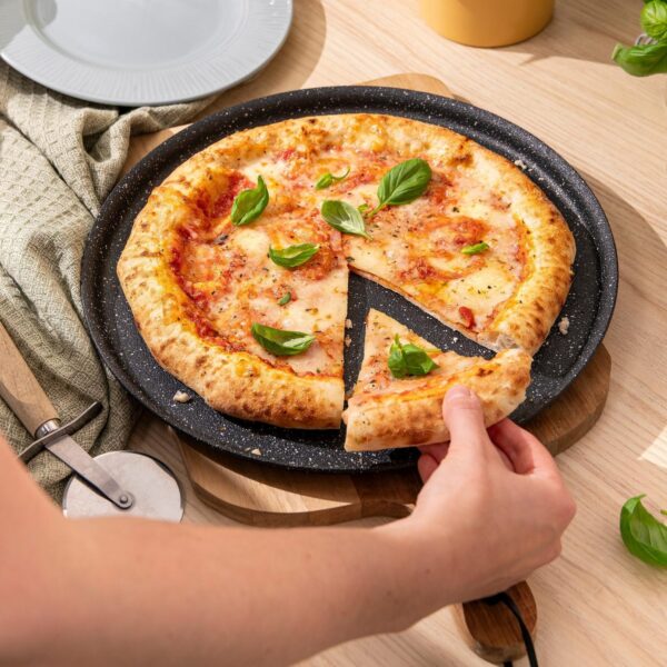 Scoville Neverstick 30cm Pizza Tray for Oven